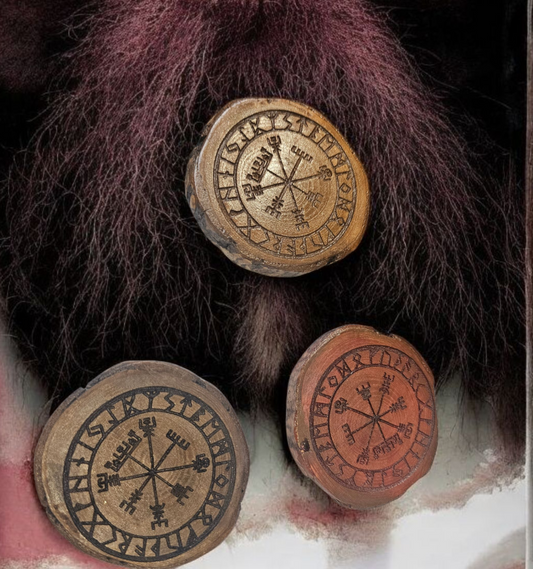 Natural Vegvisir Magnets
